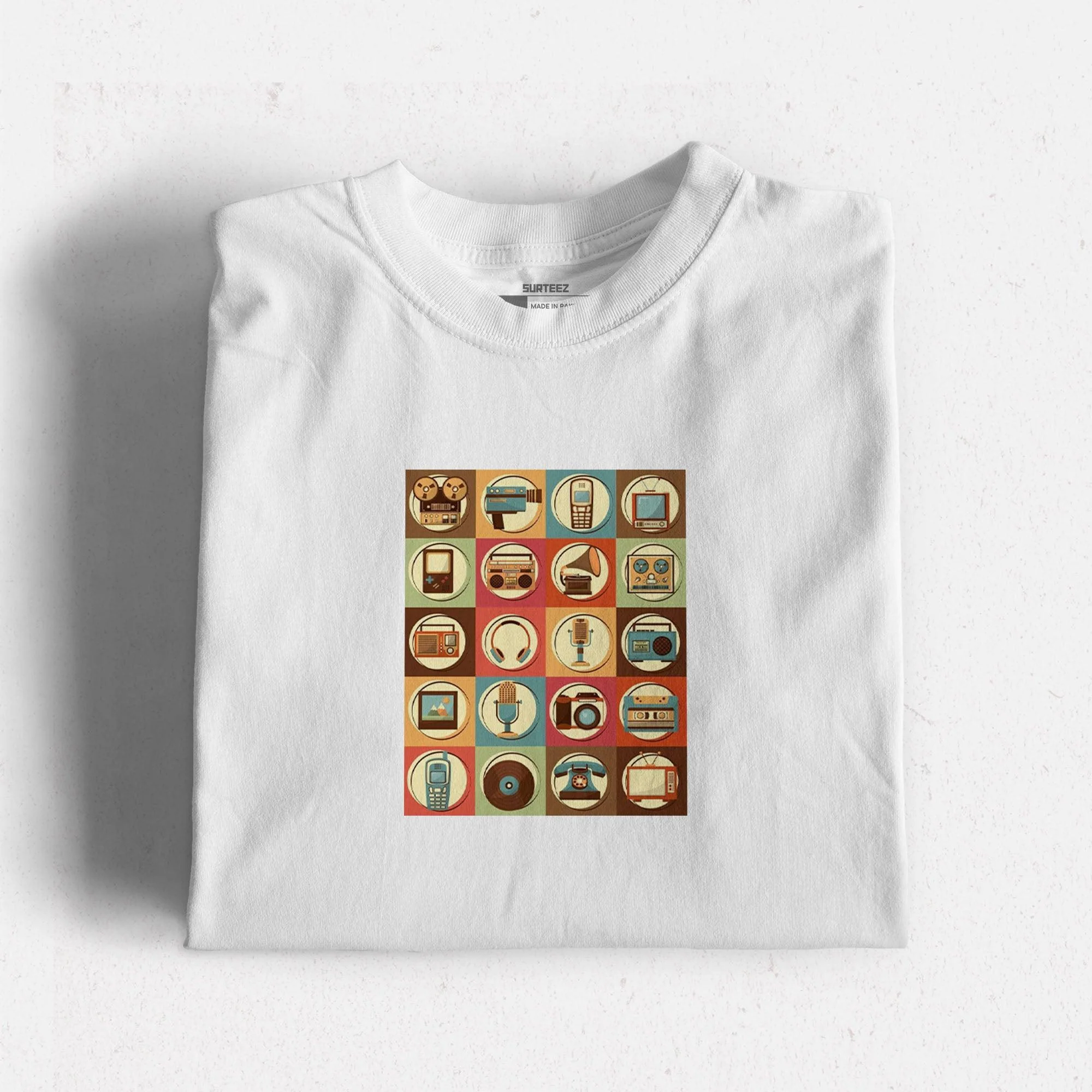 Vintage Lover Graphic Tshirt - Image 5